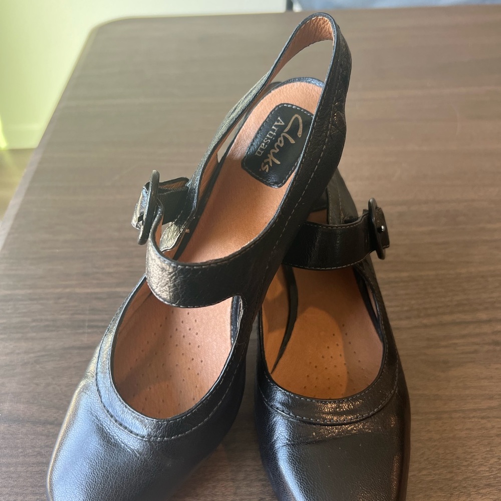 Clarks Womens Shoes Heels Size 9